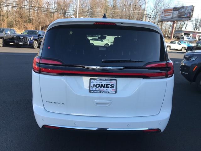 2023 Chrysler Pacifica PACIFICA TOURING L