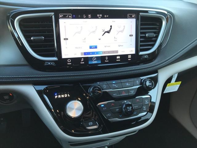 2023 Chrysler Pacifica PACIFICA TOURING L