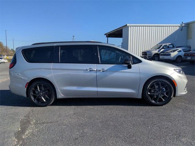 2023 Chrysler Pacifica PACIFICA LIMITED