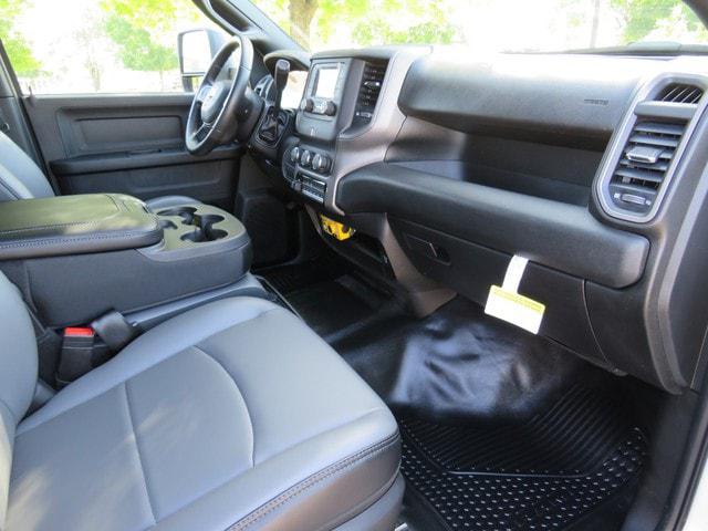 2023 Ram 5500 Chassis Cab Tradesman/SLT/Laramie/Limited