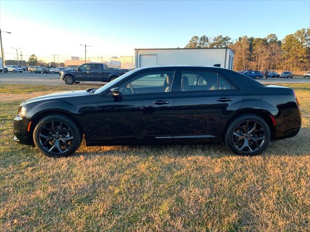 2023 Chrysler Chrysler 300 300S V6