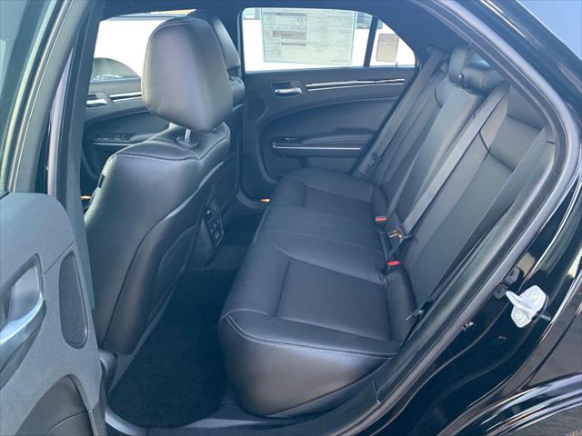 2023 Chrysler Chrysler 300 300S V6