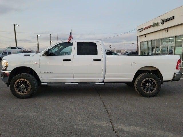 2021 RAM 3500 Tradesman Crew Cab 4x4 8 Box