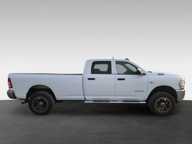 2021 RAM 3500 Tradesman Crew Cab 4x4 8 Box