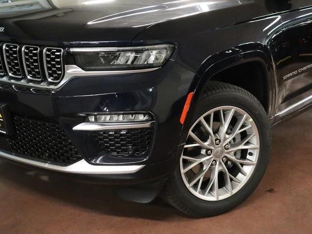 2023 Jeep Grand Cherokee GRAND CHEROKEE SUMMIT 4X2