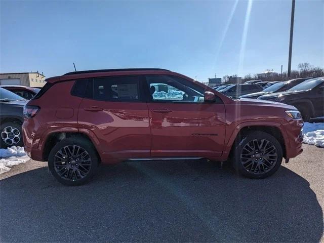 2022 Jeep Compass COMPASS (RED) 4X4