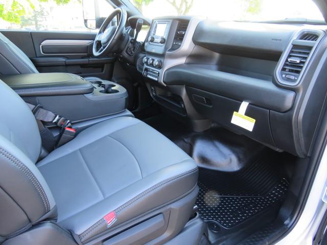 2022 Ram 4500 Chassis Tradesman/SLT