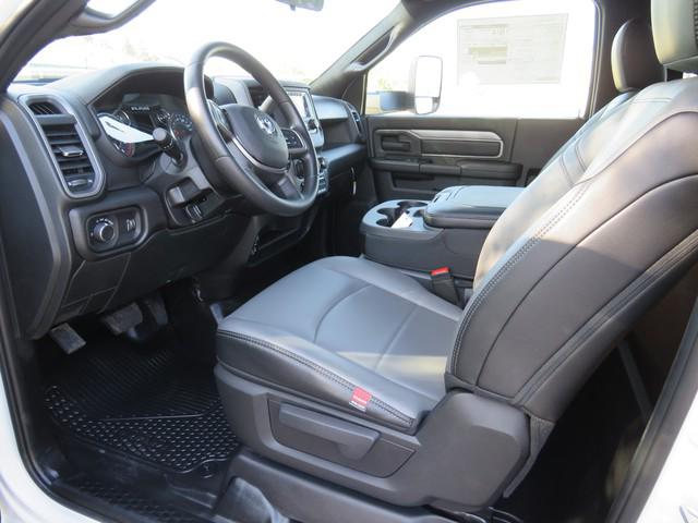 2022 Ram 4500 Chassis Tradesman/SLT
