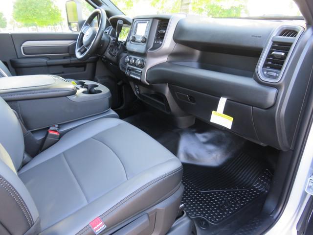 2022 Ram 4500 Chassis Tradesman/SLT