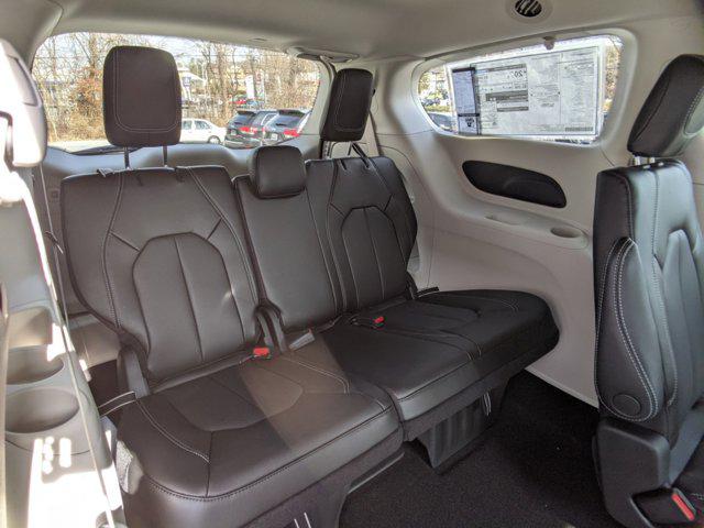 2023 Chrysler Pacifica PACIFICA TOURING L AWD