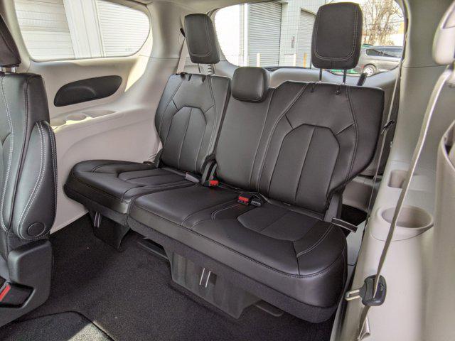 2023 Chrysler Pacifica PACIFICA TOURING L AWD