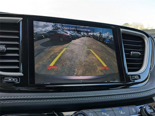 2023 Pacifica TOURING L fwd 20