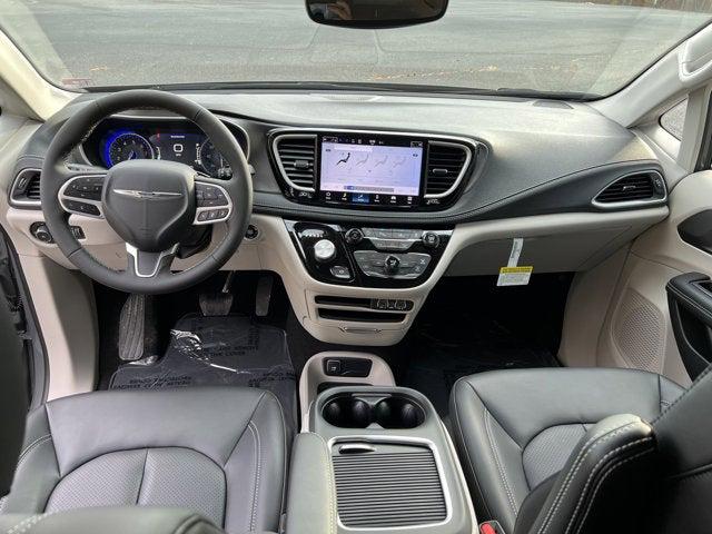 2023 Chrysler Pacifica PACIFICA TOURING L