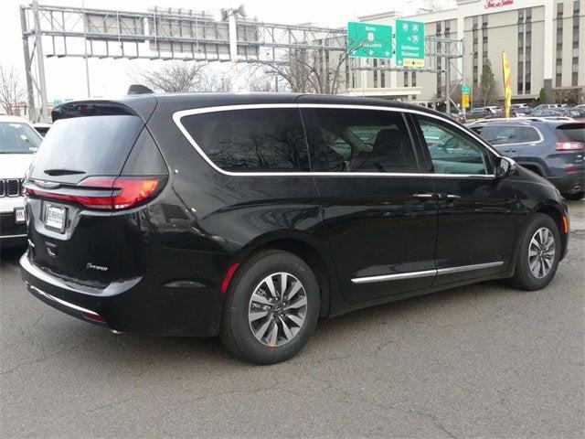 2023 Chrysler Pacifica Plug-In Hybrid PACIFICA PLUG-IN HYBRID LIMITED