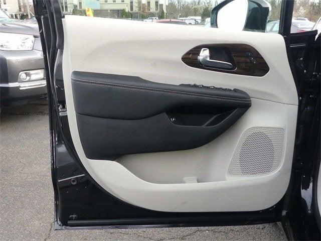 2023 Chrysler Pacifica Plug-In Hybrid PACIFICA PLUG-IN HYBRID LIMITED