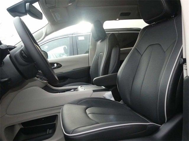 2023 Chrysler Pacifica Plug-In Hybrid PACIFICA PLUG-IN HYBRID LIMITED