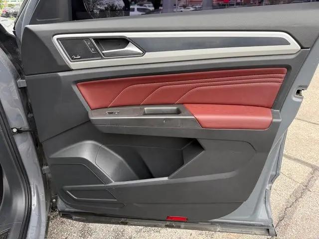 2023 Volkswagen Atlas Cross Sport 3.6L V6 SEL Premium R-Line