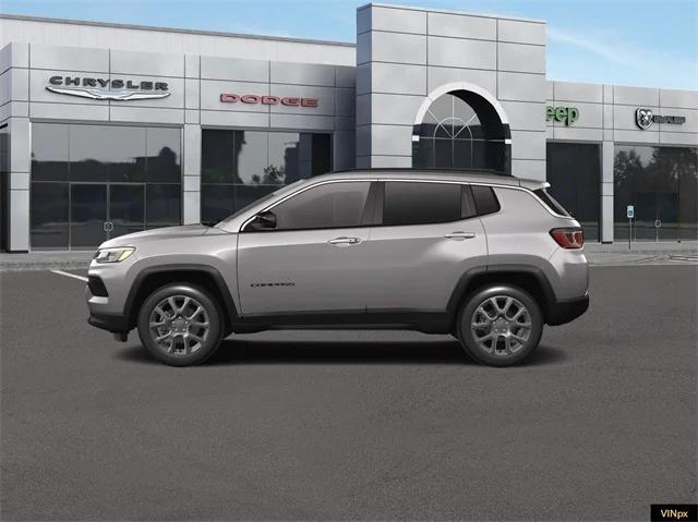 2023 Jeep Compass COMPASS LATITUDE LUX 4X4