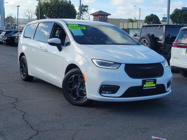 2023 Chrysler Pacifica Hybrid PACIFICA PLUG-IN HYBRID TOURING L