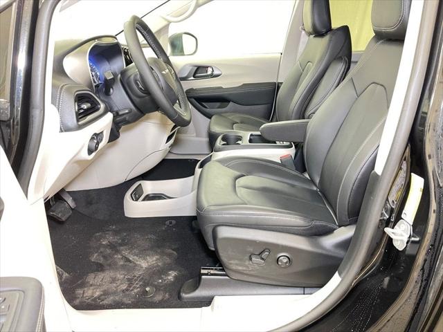 2023 Chrysler Pacifica PACIFICA TOURING L AWD