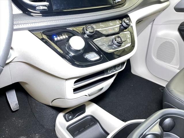 2023 Chrysler Pacifica PACIFICA TOURING L AWD