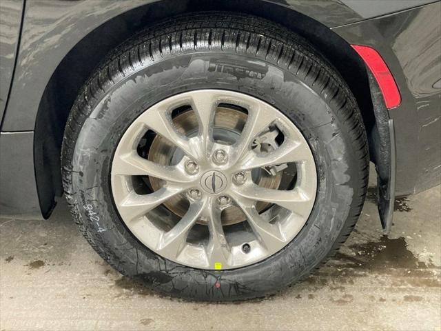 2023 Chrysler Pacifica PACIFICA TOURING L AWD