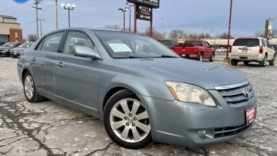 2006 Toyota Avalon XLS for sale near West Allis, WI