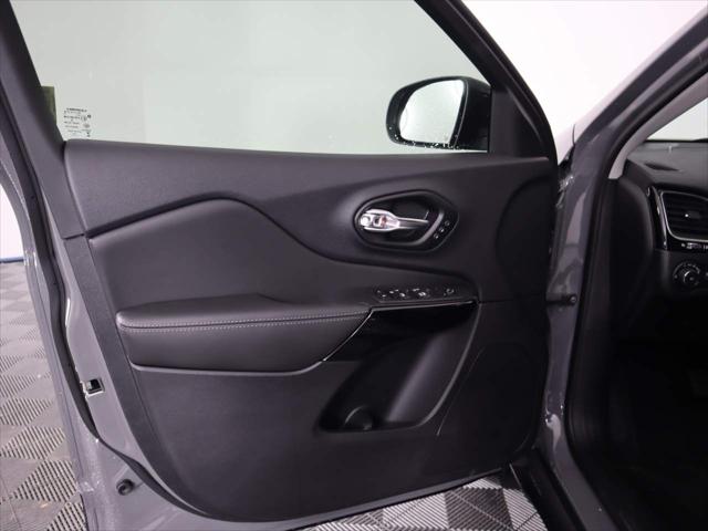 2023 Jeep Cherokee CHEROKEE ALTITUDE LUX 4X4