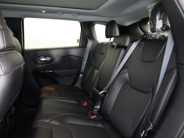 2023 Jeep Cherokee CHEROKEE ALTITUDE LUX 4X4