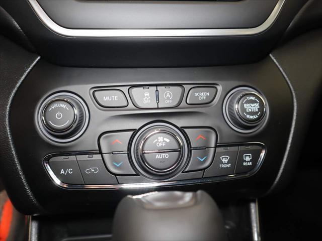 2023 Jeep Cherokee CHEROKEE ALTITUDE LUX 4X4