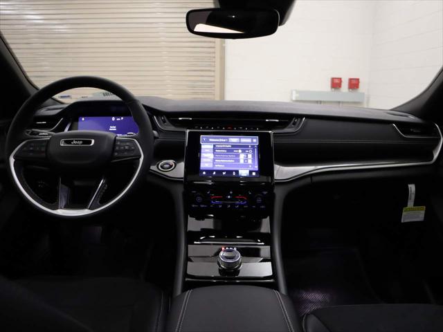 2023 Jeep Grand Cherokee GRAND CHEROKEE L ALTITUDE 4X4
