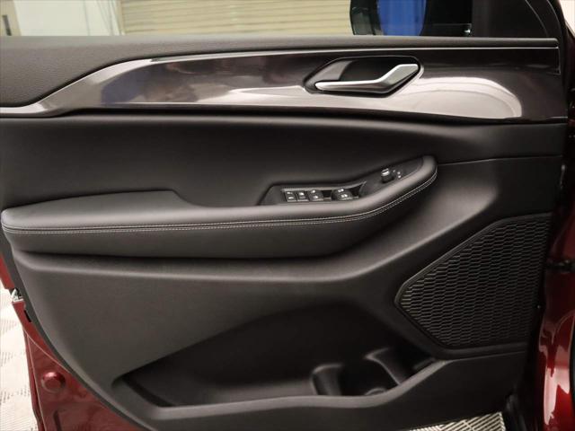 2023 Jeep Grand Cherokee GRAND CHEROKEE L ALTITUDE 4X4