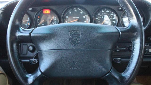 1998 Porsche 911 Carrera 4