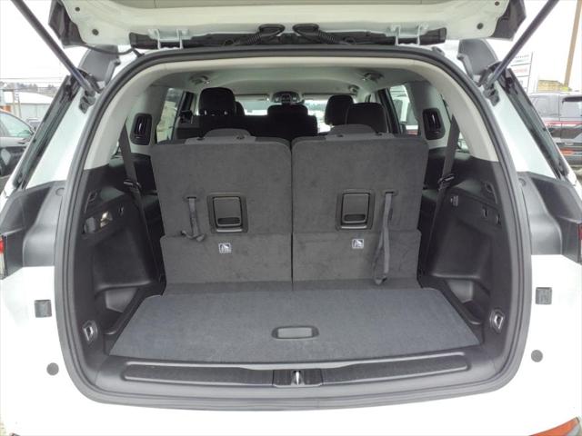 2023 Jeep Grand Cherokee GRAND CHEROKEE L LAREDO 4X4