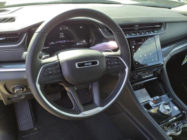 2023 Jeep Grand Cherokee GRAND CHEROKEE L ALTITUDE 4X4