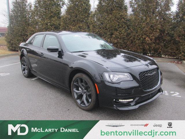 2023 Chrysler Chrysler 300 300 TOURING L RWD