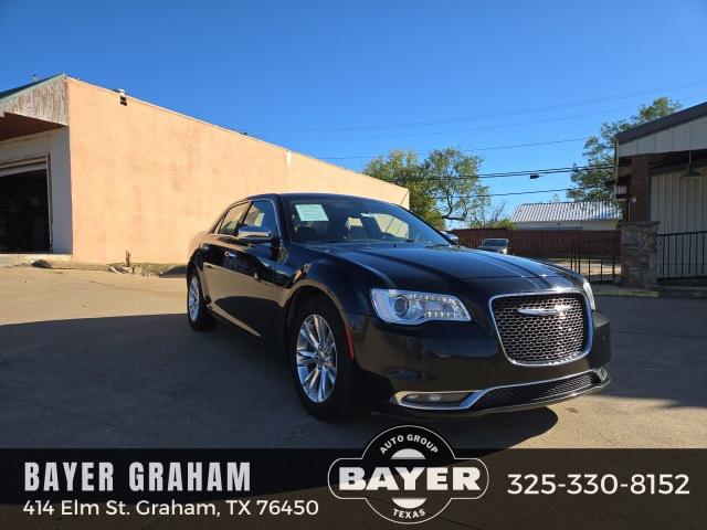 2017 Chrysler 300C 300C