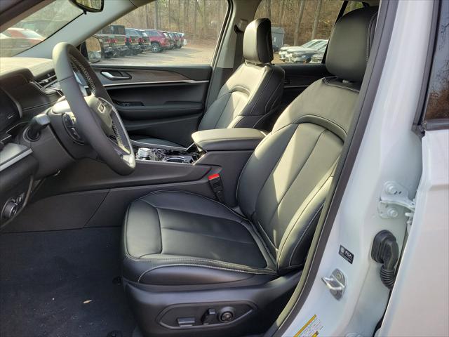 2023 Jeep Grand Cherokee GRAND CHEROKEE LIMITED 4X4