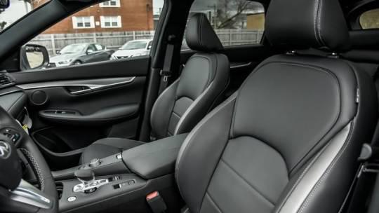2023 INFINITI QX50 LUXE AWD