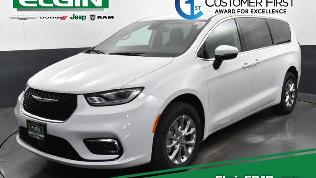 2023 Chrysler Pacifica Touring L AWD for sale in Streamwood, IL