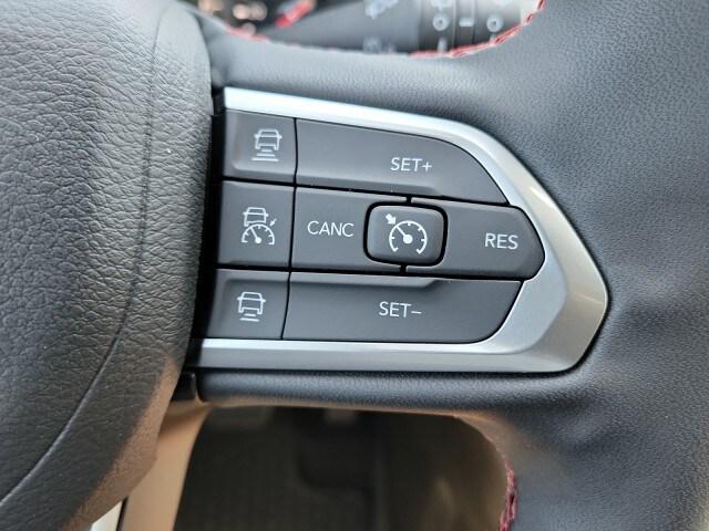 2023 Jeep Compass COMPASS TRAILHAWK 4X4