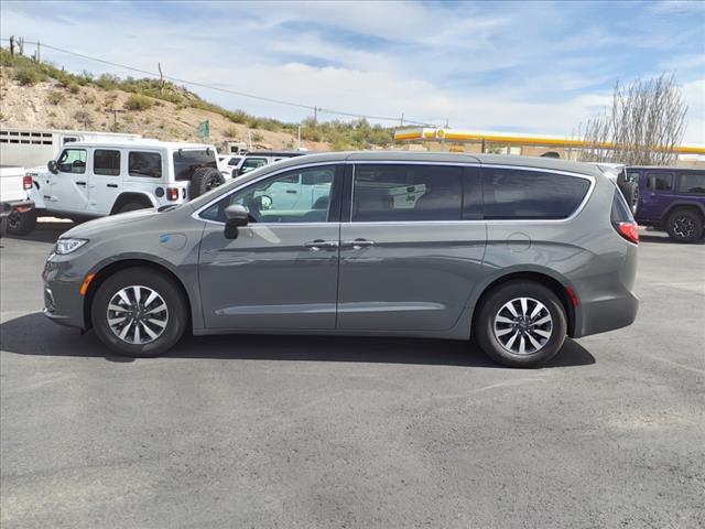 2023 Chrysler Pacifica Plug-In Hybrid PACIFICA PLUG-IN HYBRID TOURING L