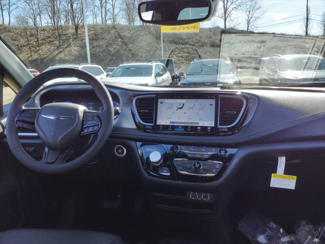 2023 Chrysler Pacifica PACIFICA TOURING L AWD