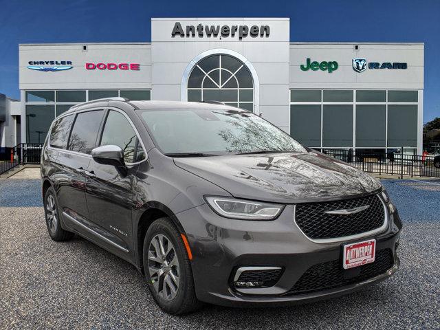 2023 Chrysler Pacifica Plug-In Hybrid PACIFICA PLUG-IN HYBRID PINNACLE