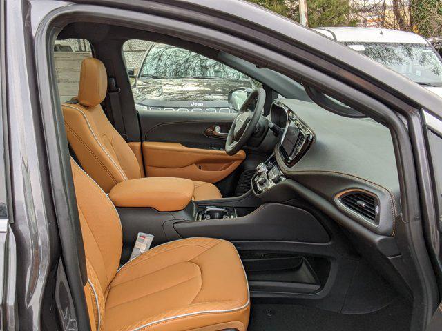 2023 Chrysler Pacifica Plug-In Hybrid PACIFICA PLUG-IN HYBRID PINNACLE