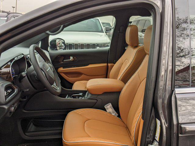 2023 Chrysler Pacifica Plug-In Hybrid PACIFICA PLUG-IN HYBRID PINNACLE