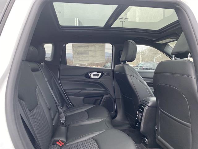 2022 Jeep Compass COMPASS ALTITUDE 4X4