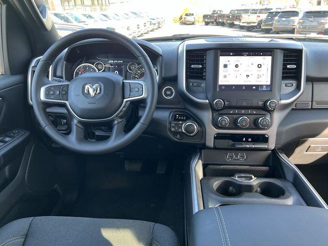 2023 RAM Ram 1500 RAM 1500 BIG HORN QUAD CAB 4X4 64 BOX