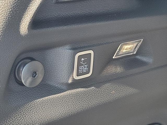 2023 Jeep Grand Cherokee GRAND CHEROKEE L LIMITED 4X4