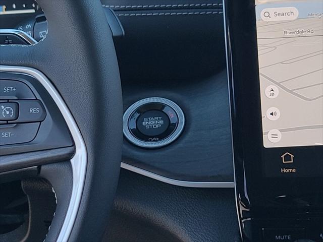 2023 Jeep Grand Cherokee GRAND CHEROKEE L LIMITED 4X4